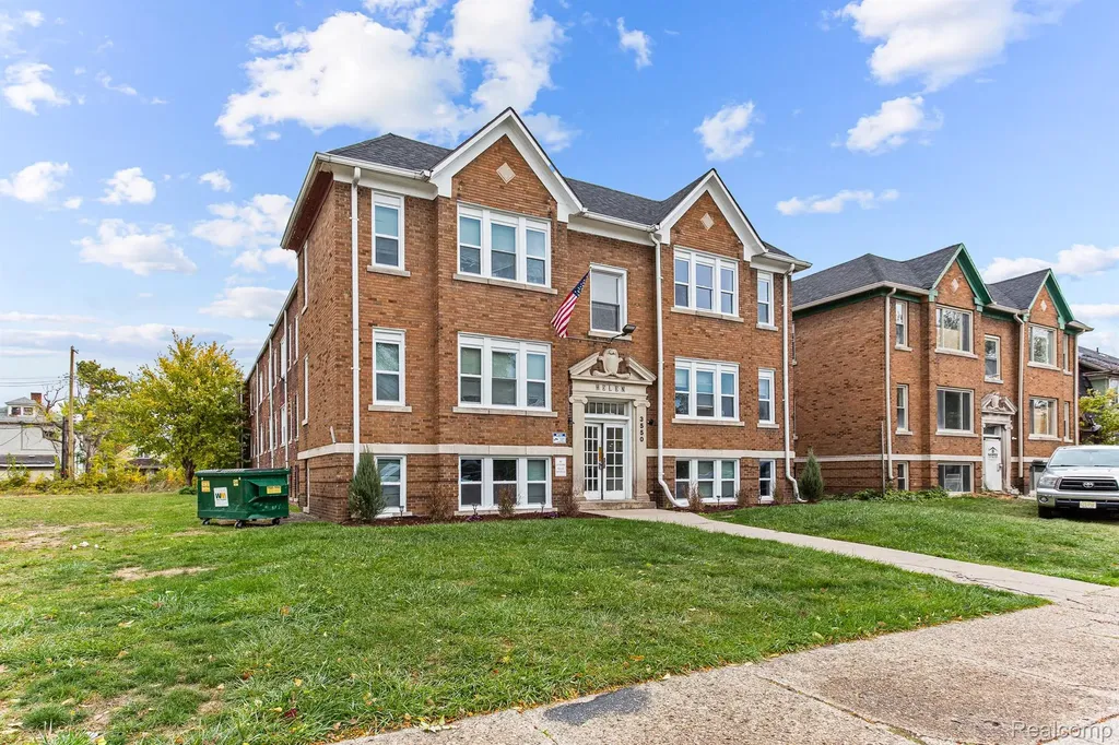 3550 Montclair Street Detroit City MI 48214