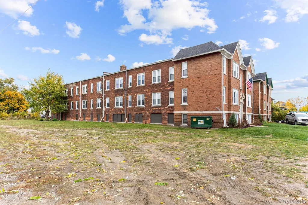 3550 Montclair Street Detroit City MI 48214