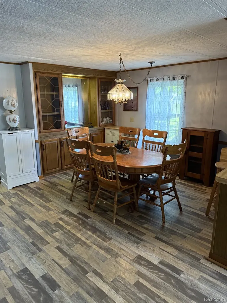 7 Clydesdale Street Genesee Charter Township MI 48458