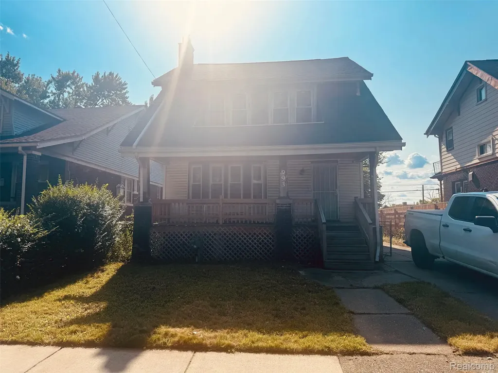 993 Algonquin Street Detroit City MI 48215