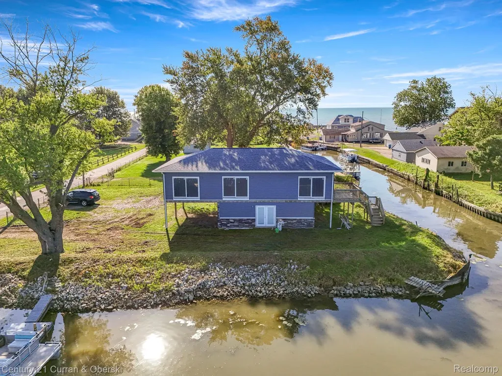 6809 Lakeshore Drive Estral Beach Village MI 48166