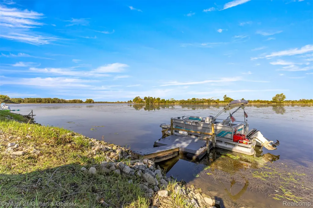 6809 Lakeshore Drive Estral Beach Village MI 48166