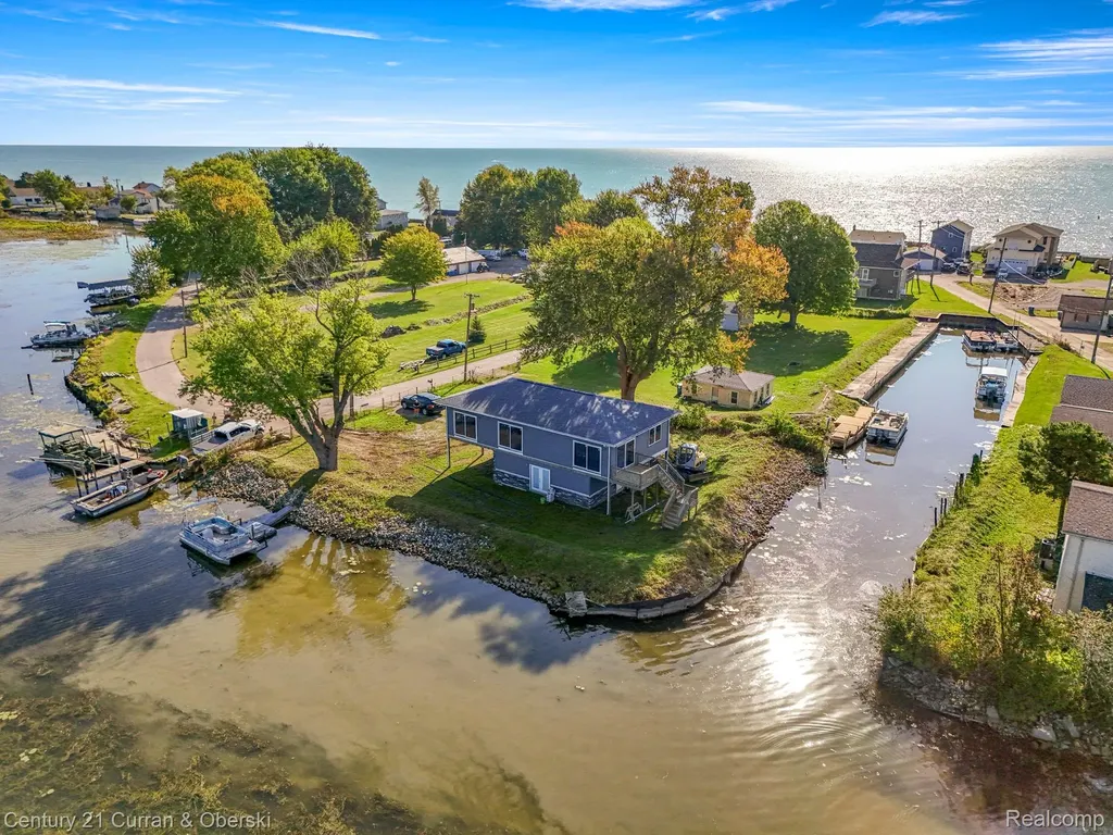 6809 Lakeshore Drive Estral Beach Village MI 48166