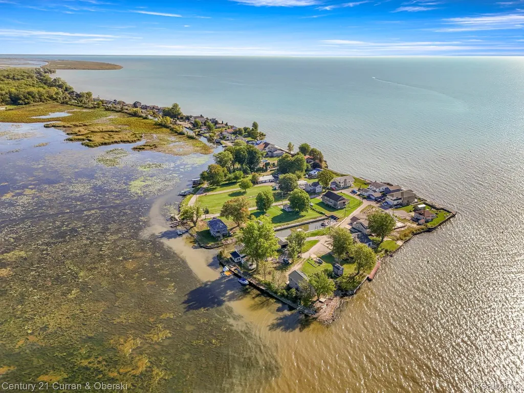 6809 Lakeshore Drive Estral Beach Village MI 48166