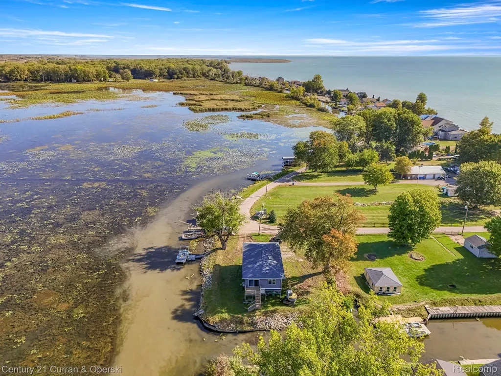 6809 Lakeshore Drive Estral Beach Village MI 48166