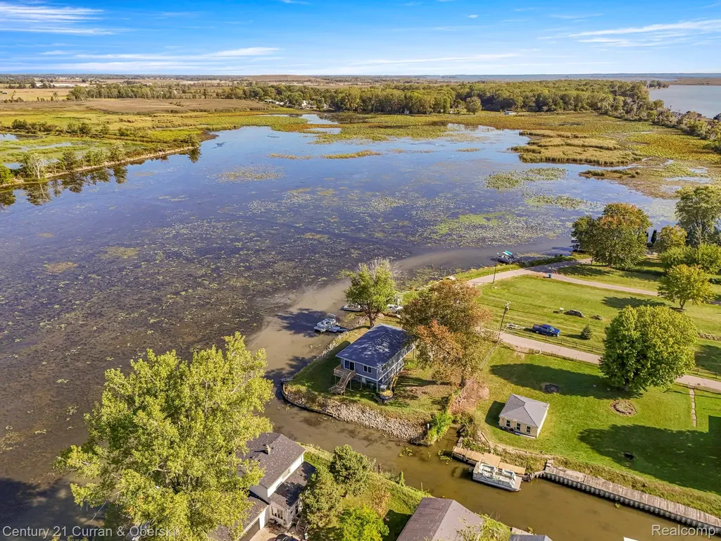 6809 Lakeshore Drive Estral Beach Village MI 48166