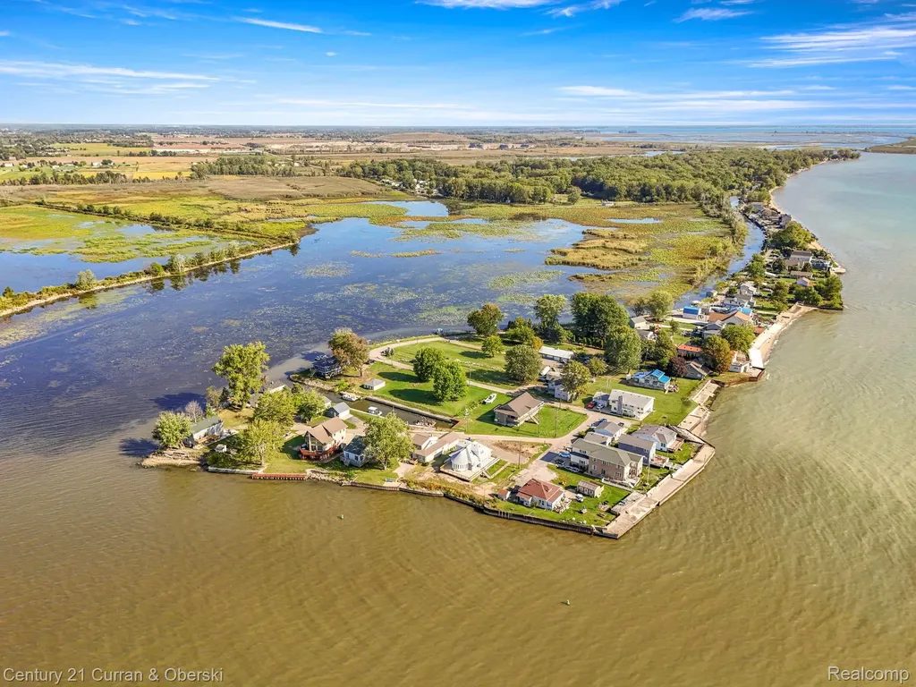 6809 Lakeshore Drive Estral Beach Village MI 48166