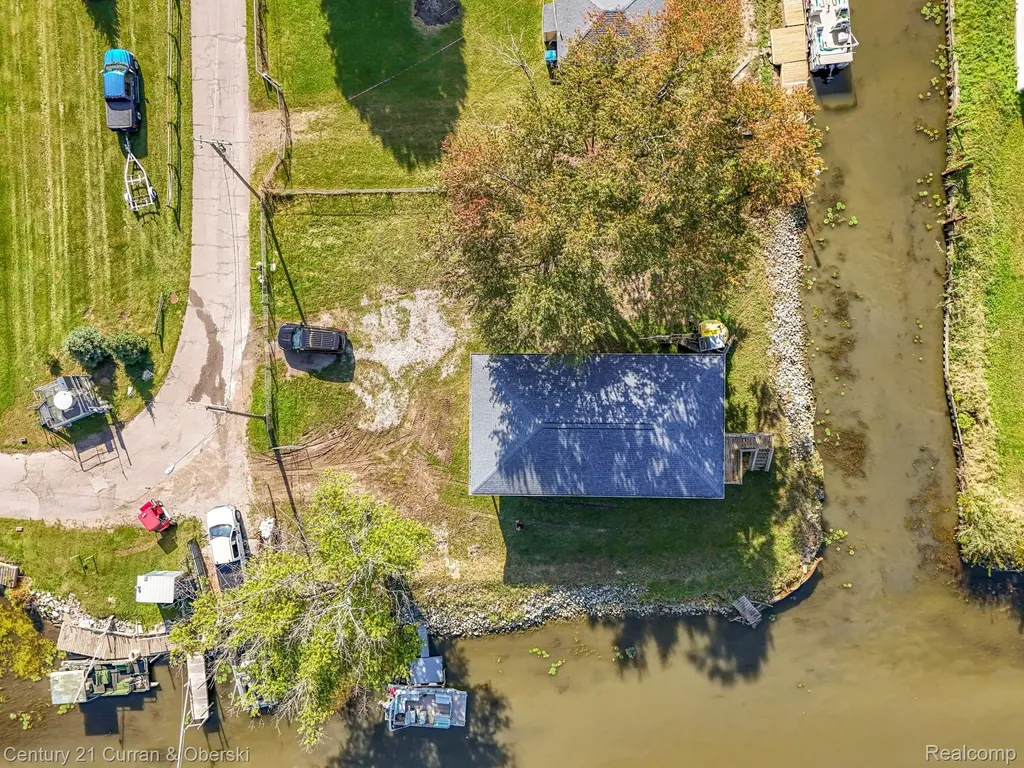 6809 Lakeshore Drive Estral Beach Village MI 48166