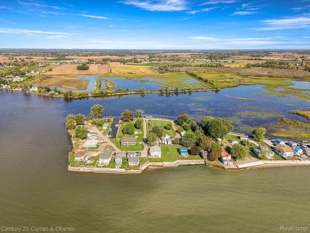6809 Lakeshore Drive Estral Beach Village MI 48166