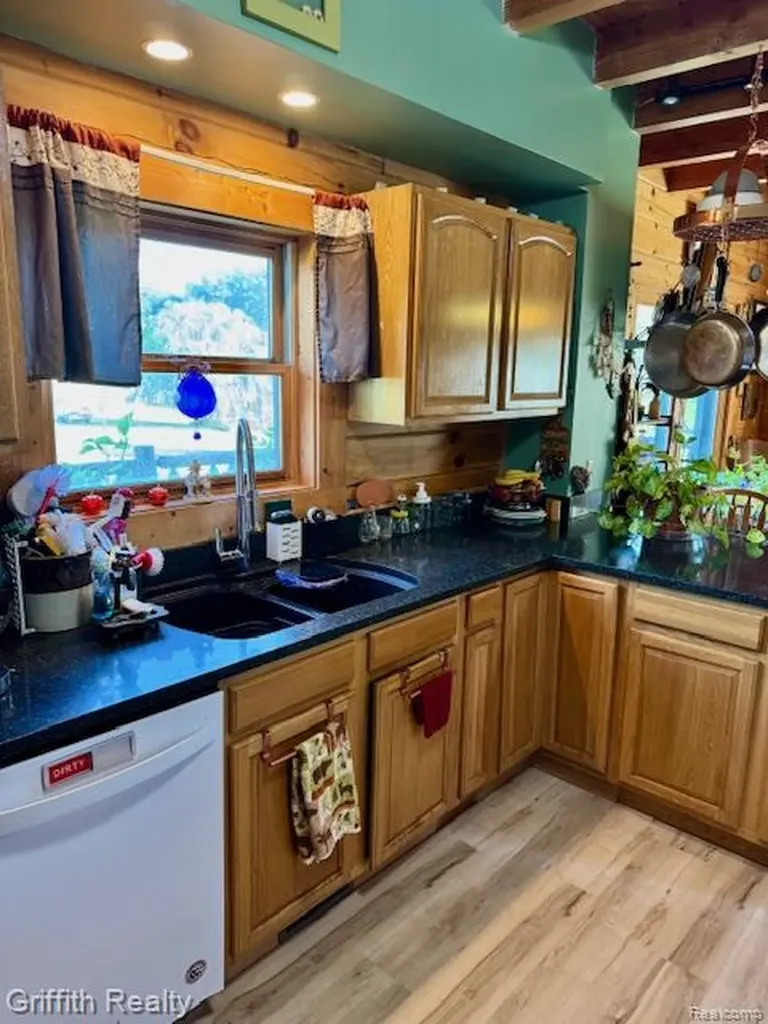 5748 W Coon Lake Road Marion Township MI 48843