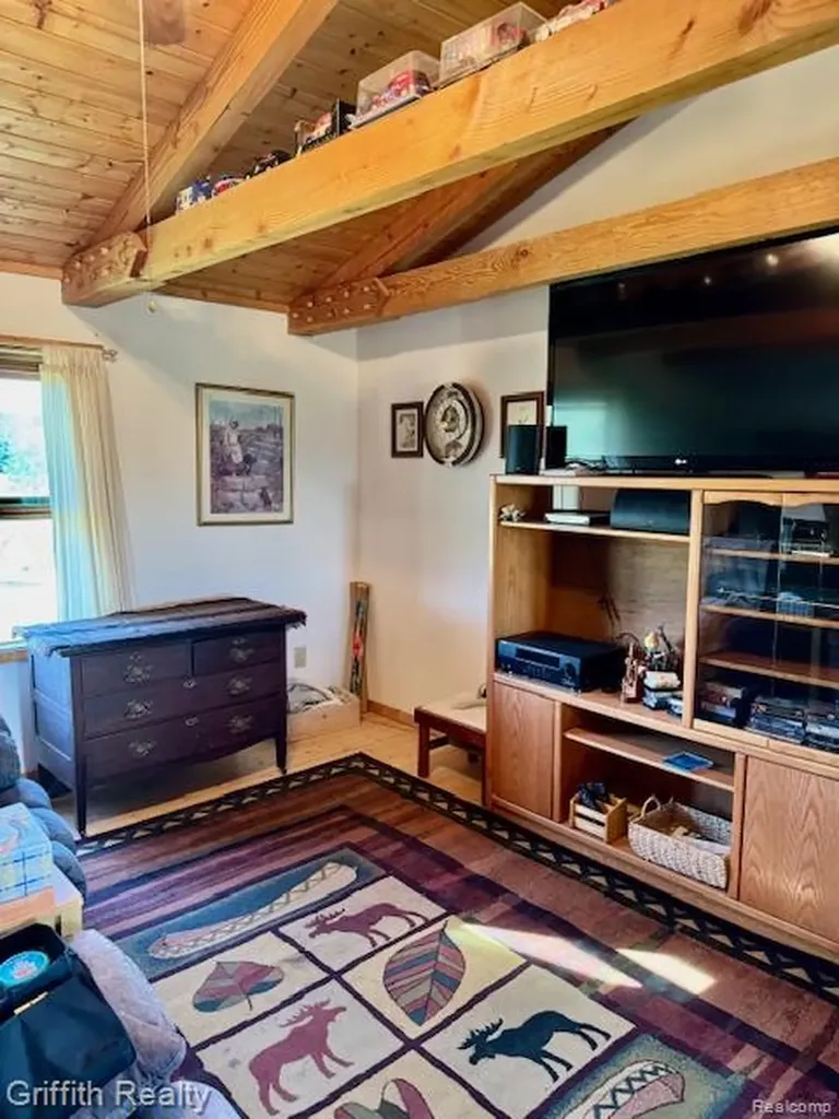 5748 W Coon Lake Road Marion Township MI 48843
