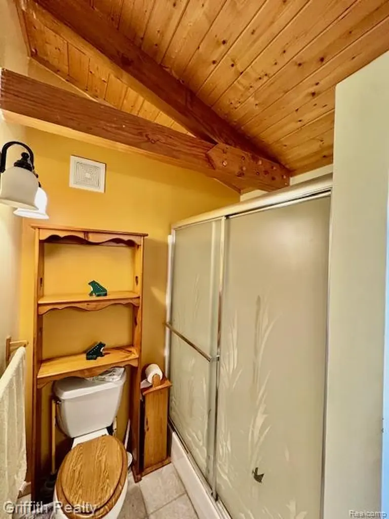 5748 W Coon Lake Road Marion Township MI 48843
