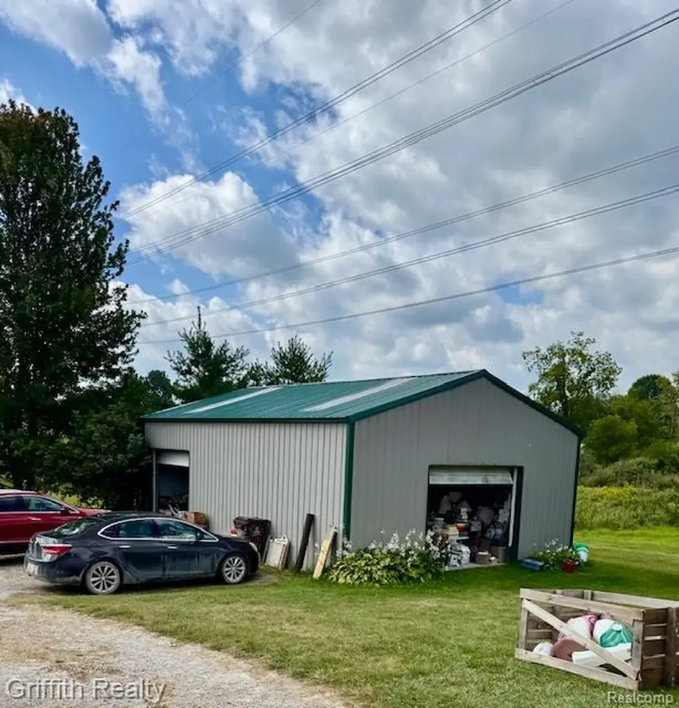 5748 W Coon Lake Road Marion Township MI 48843