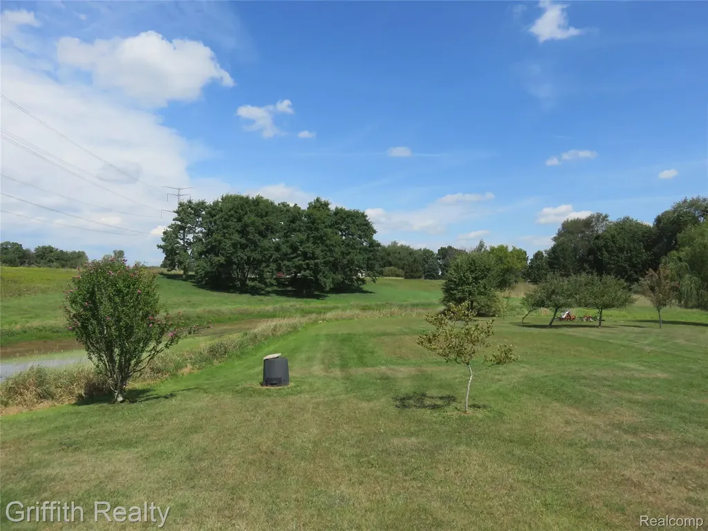 5748 W Coon Lake Road Marion Township MI 48843