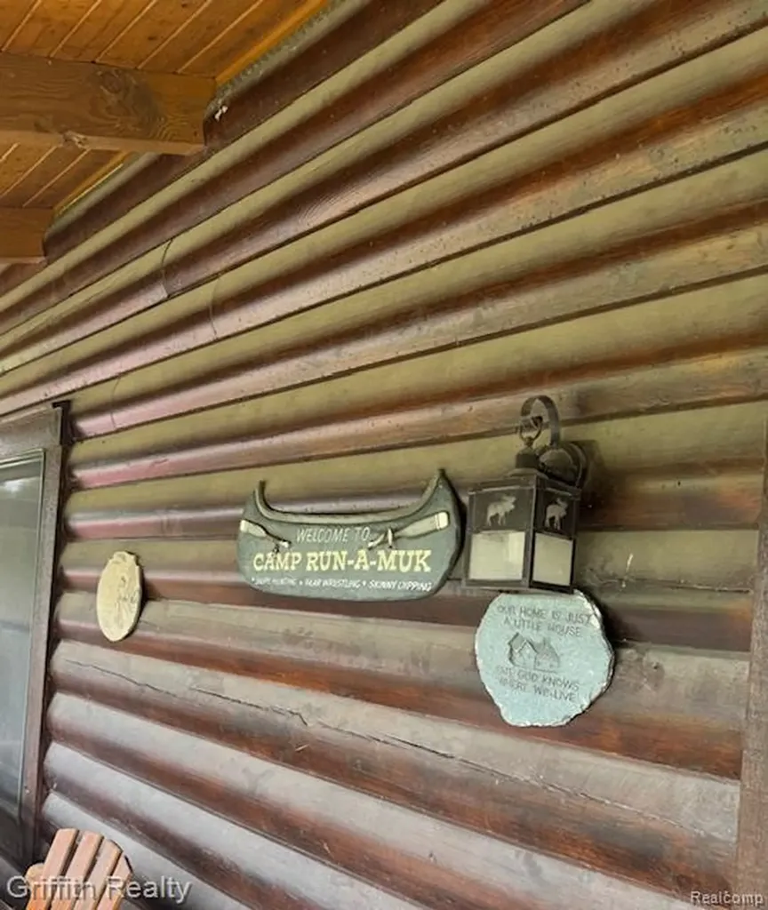 5748 W Coon Lake Road Marion Township MI 48843