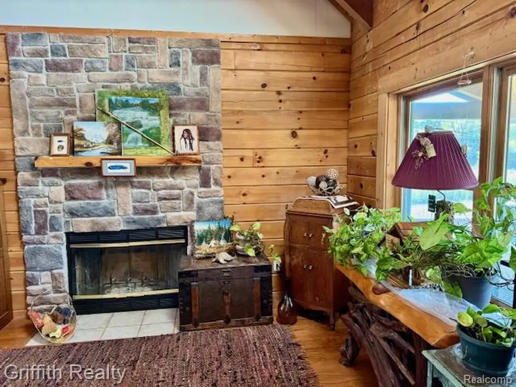 5748 W Coon Lake Road Marion Township MI 48843