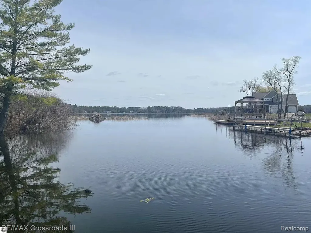 7527 Cove Road Plainfield Township MI 48739