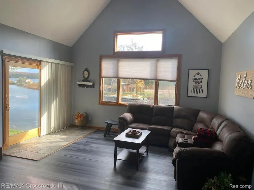 7527 Cove Road Plainfield Township MI 48739
