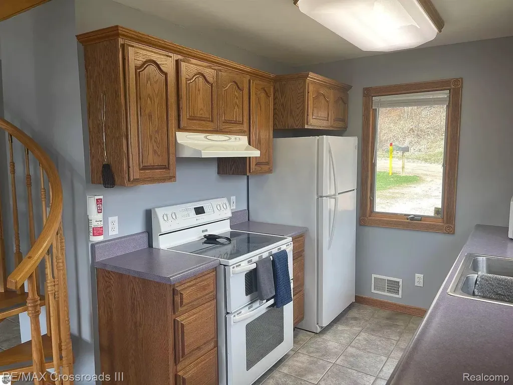 7527 Cove Road Plainfield Township MI 48739
