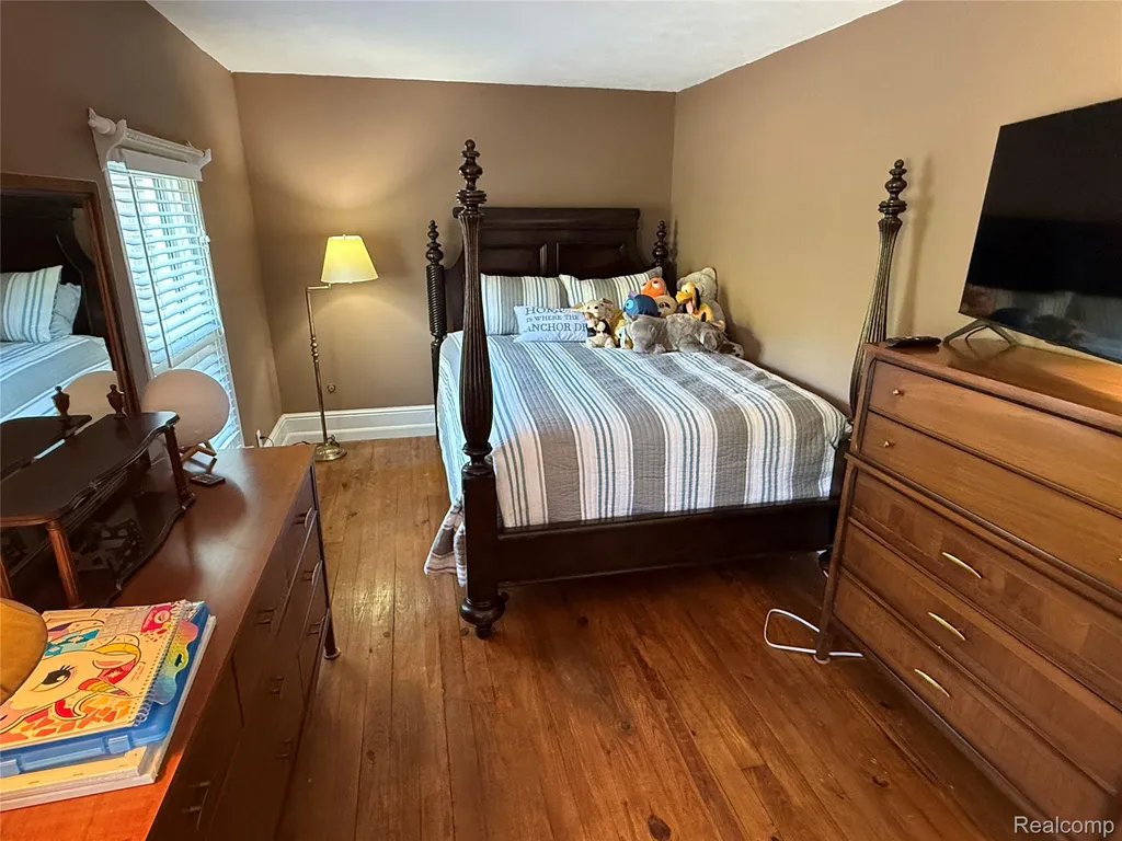8346 Rucker Road Grosse Ile Township MI 48138