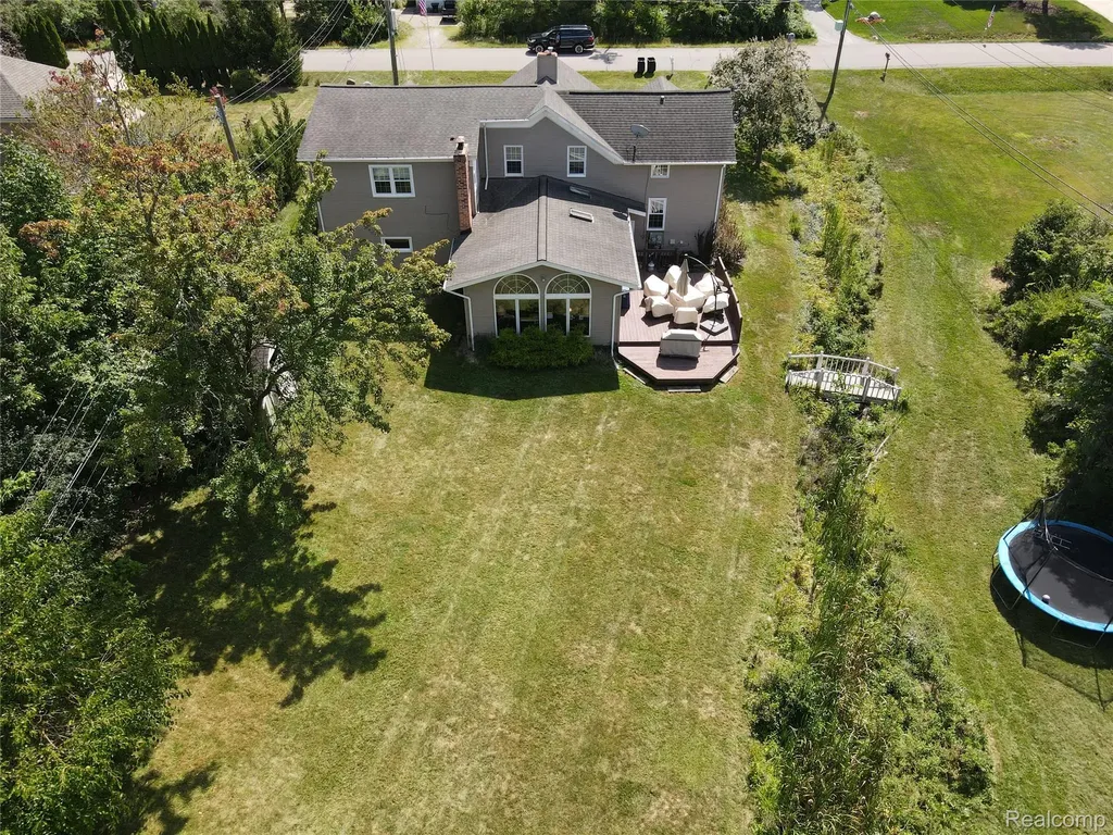 8346 Rucker Road Grosse Ile Township MI 48138