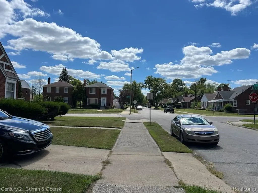 18210 Saint Marys Street Detroit City MI 48235
