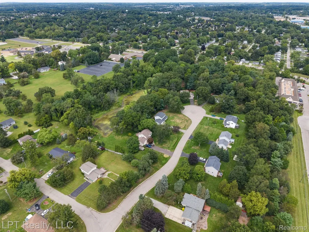 00 Cheddar Valley Green Oak Township MI 48116