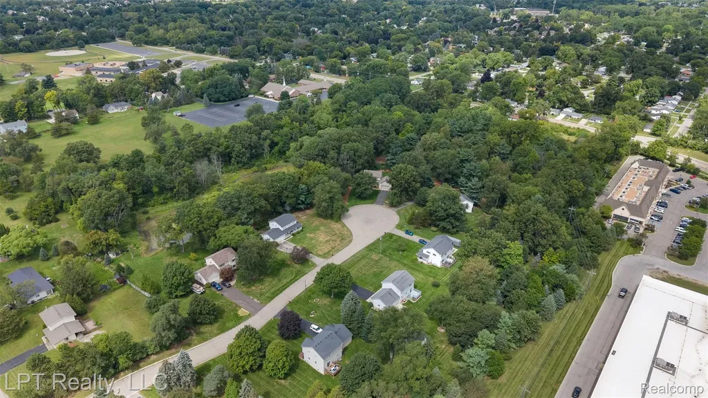 00 Cheddar Valley Green Oak Township MI 48116