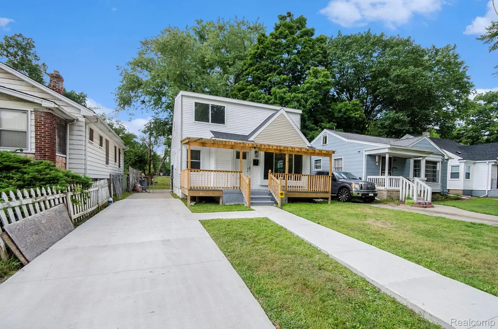 17583 Pierson Street Detroit City MI 48219