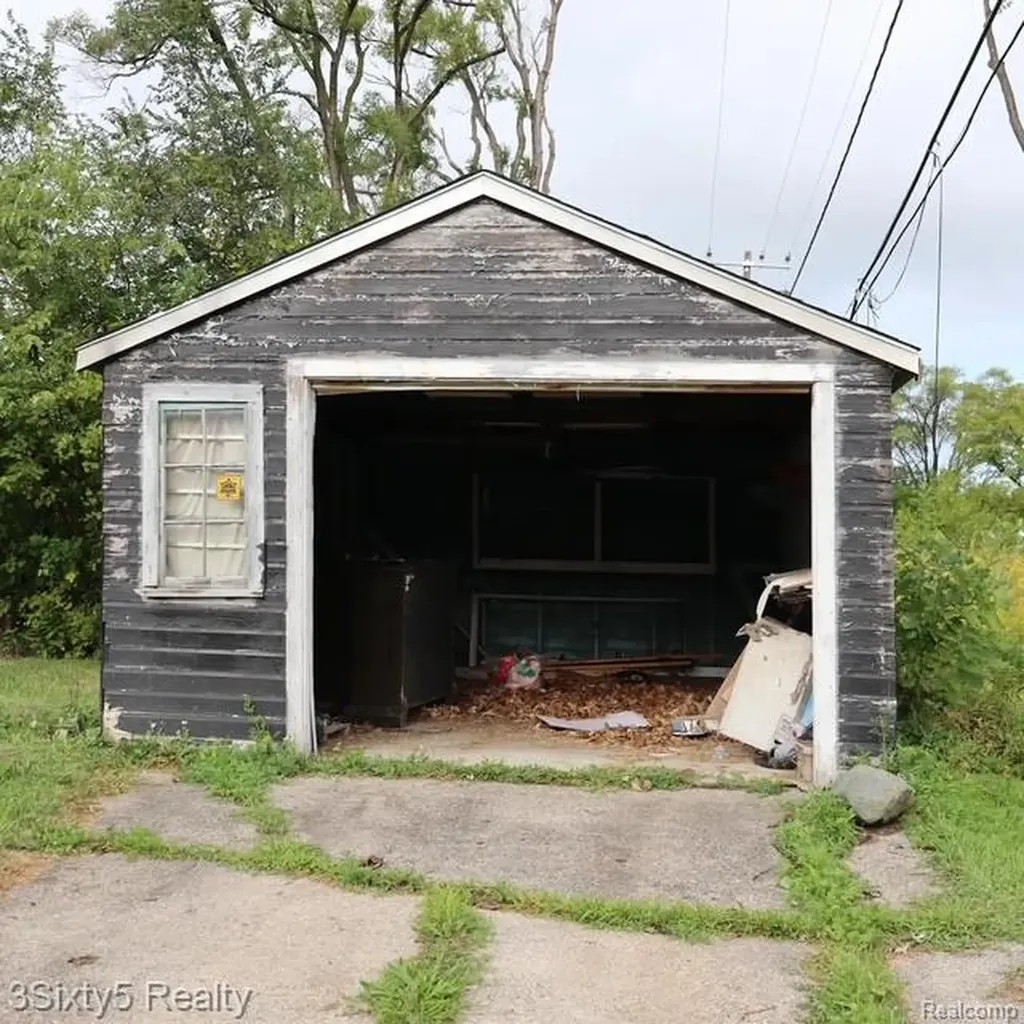 15315 Park Grove Street Detroit City MI 48205