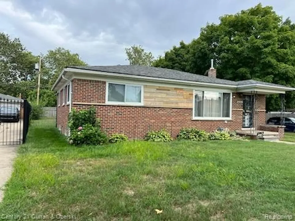 20500 Braile Street Detroit City MI 48219
