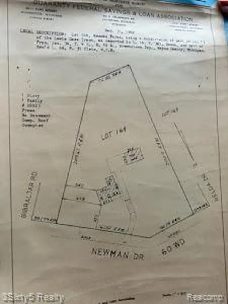 20223 Newman Drive Brownstown Charter Township MI 48183