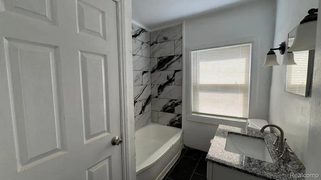 5051 Courville Street Detroit City MI 48224