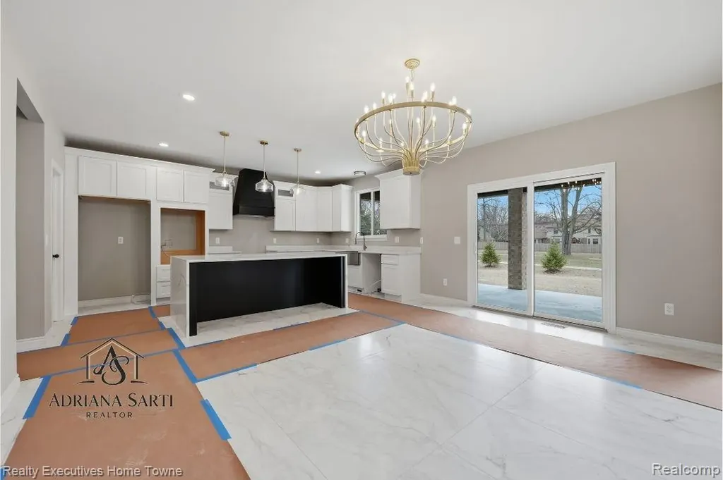 11982 Encore Court Shelby Charter Township MI 48315