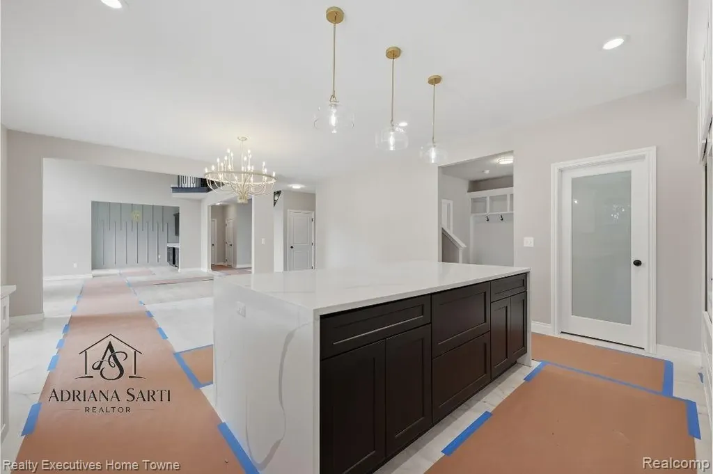 11982 Encore Court Shelby Charter Township MI 48315