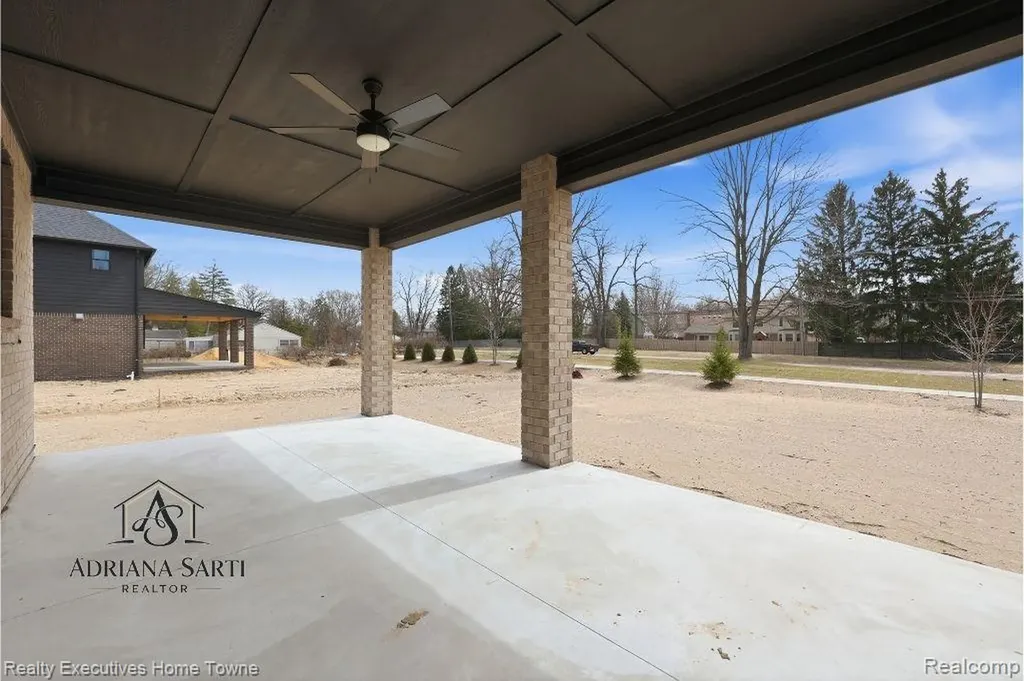 11982 Encore Court Shelby Charter Township MI 48315