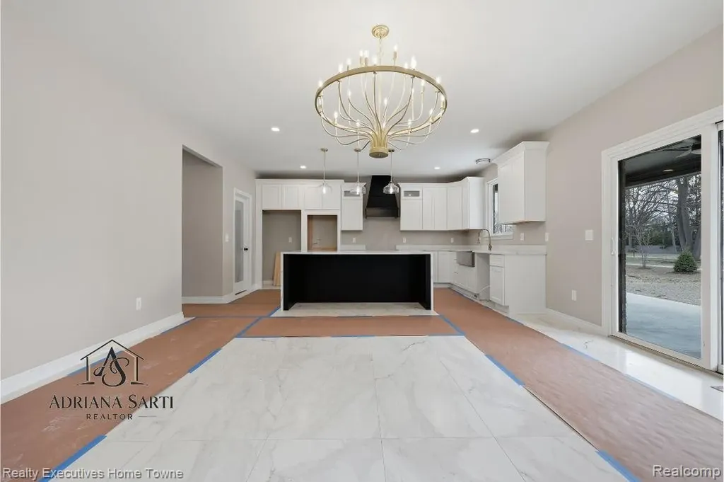 11982 Encore Court Shelby Charter Township MI 48315