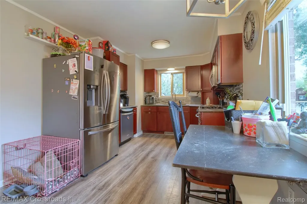 7367 Cavell Street Westland City MI 48185