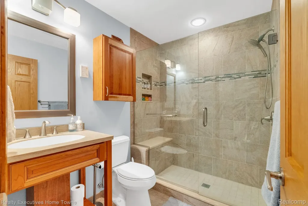 7214 2nd Street Burtchville Township MI 48059