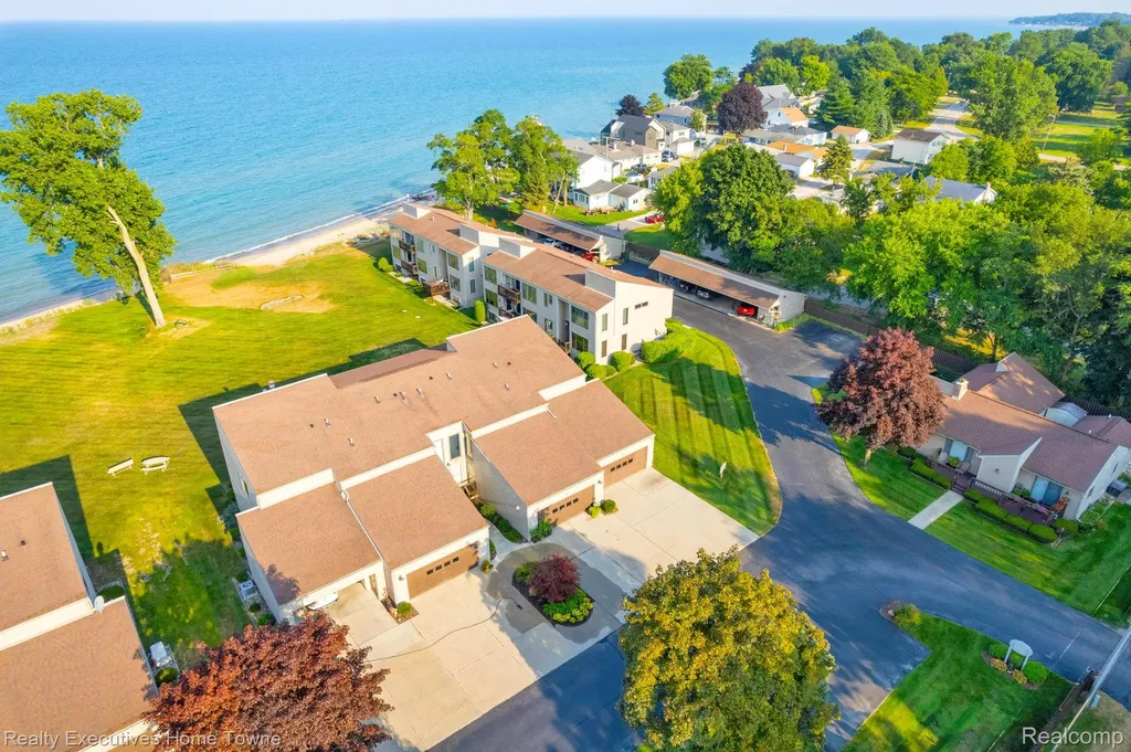7214 2nd Street Burtchville Township MI 48059