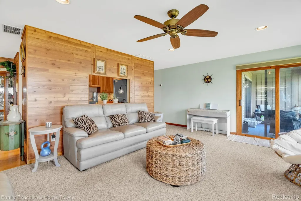 7214 2nd Street Burtchville Township MI 48059