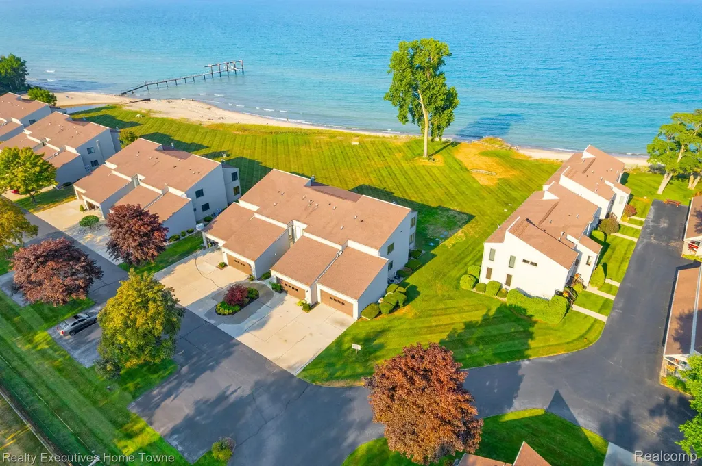 7214 2nd Street Burtchville Township MI 48059