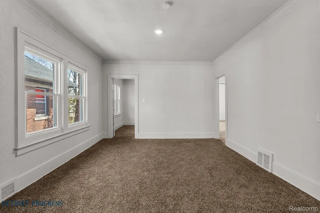 5285 Maplewood Street Detroit City MI 48204