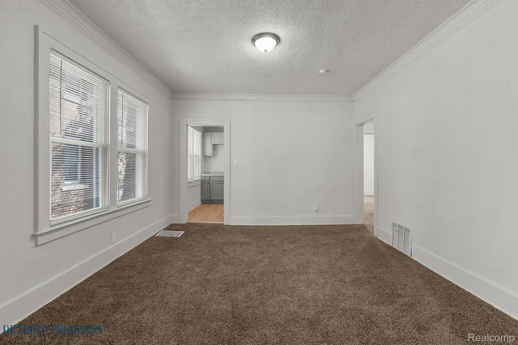 5285 Maplewood Street Detroit City MI 48204
