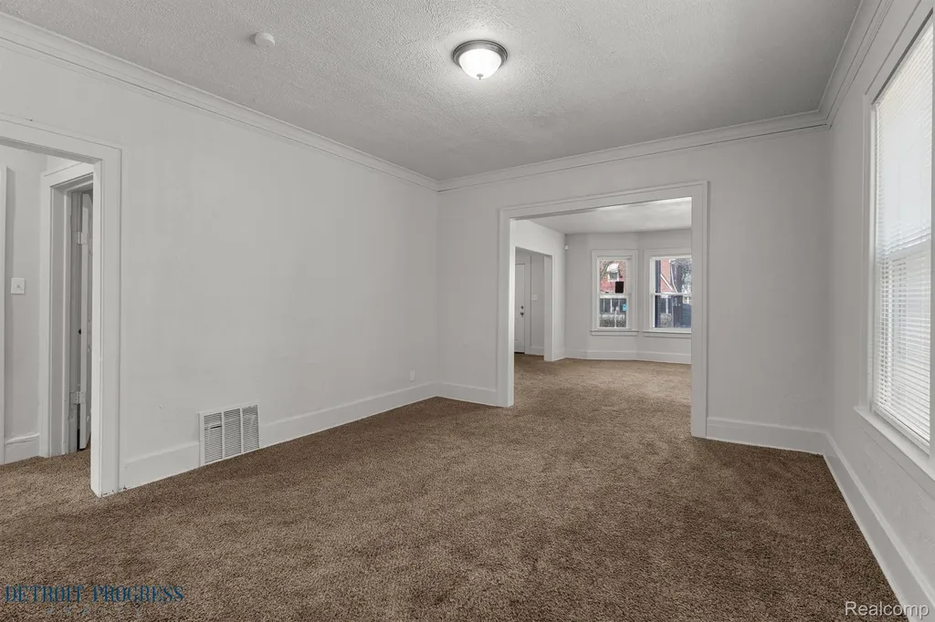 5285 Maplewood Street Detroit City MI 48204