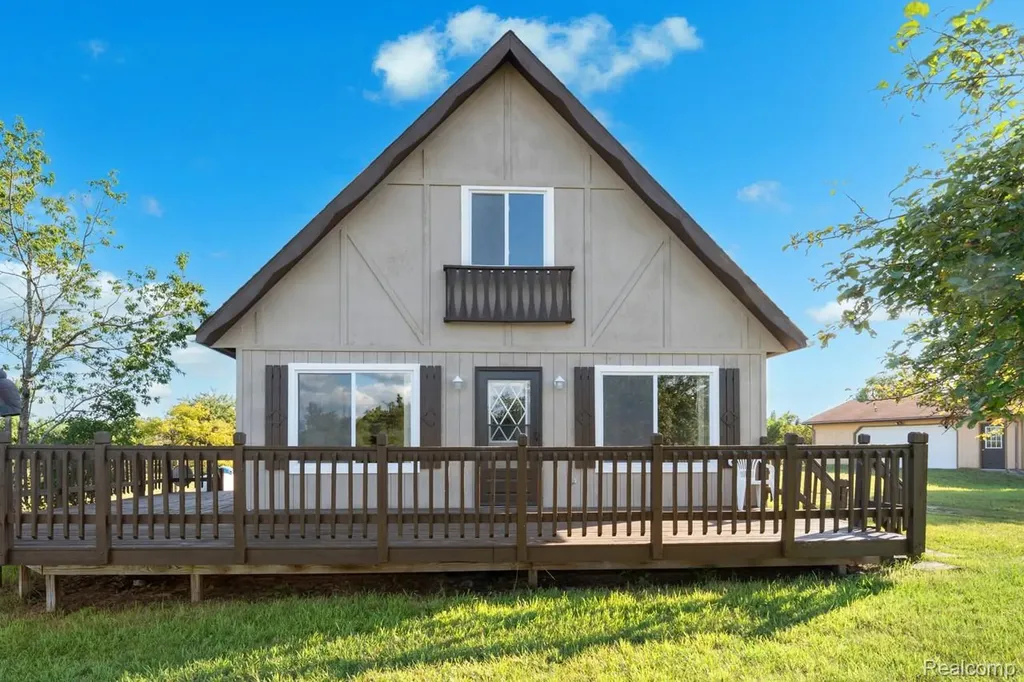 9720 E Kellyville Road Briley Township MI 49709