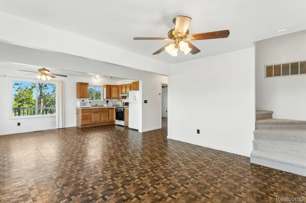 9720 E Kellyville Road Briley Township MI 49709