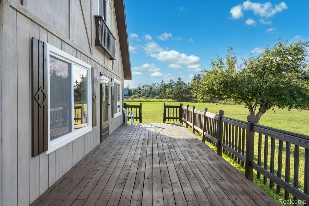 9720 E Kellyville Road Briley Township MI 49709