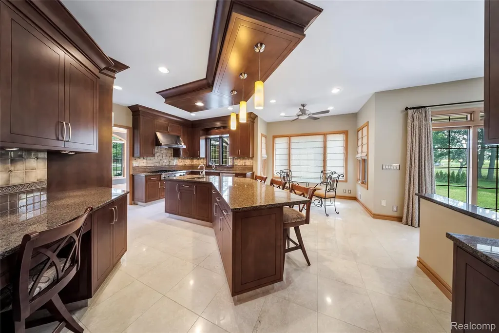 9281 Island Drive Grosse Ile Township MI 48138