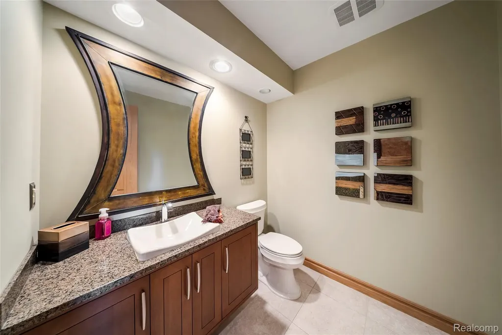 9281 Island Drive Grosse Ile Township MI 48138